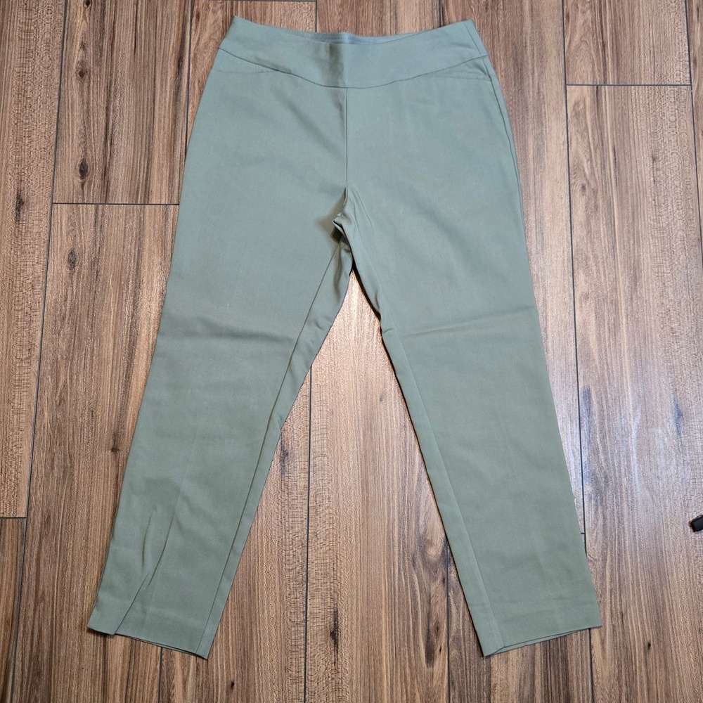 INVESTMENTS Size 6 Sage Green‎ Cropped Straight Leg Pants Stretch Cotton Blend